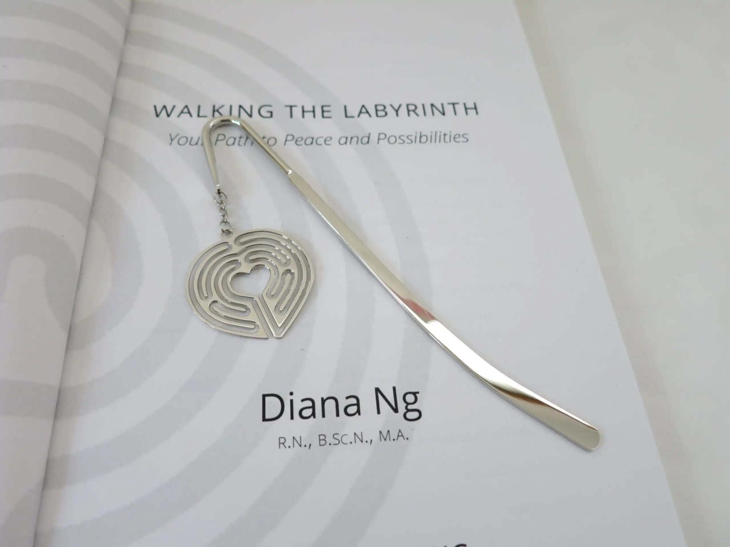 Finger Labyrinth Bookmarker - Image 3