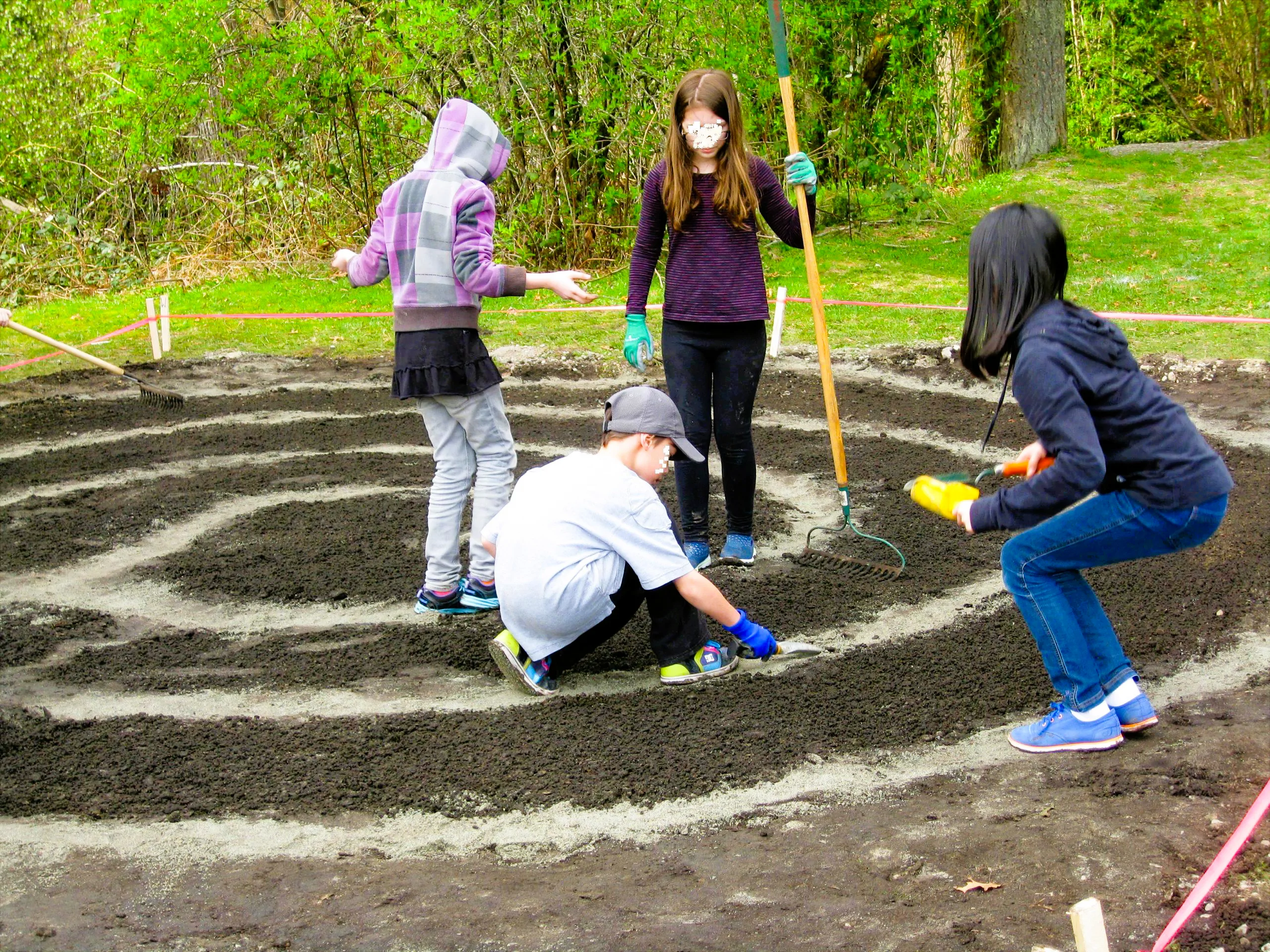Forest Grove Children on Labyrinth